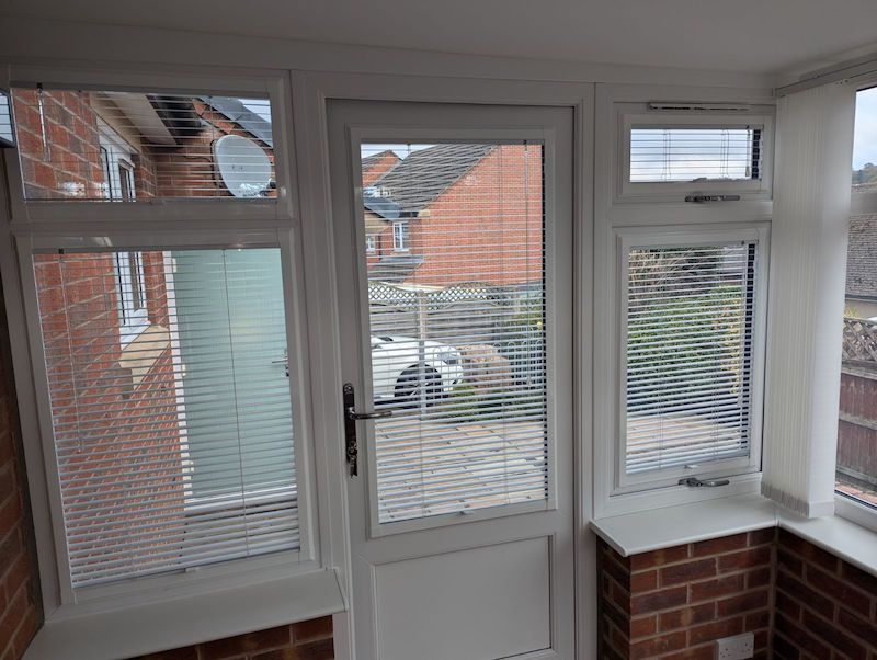 Venetian blinds